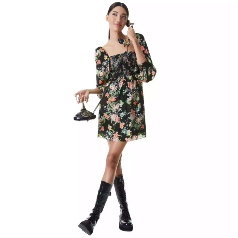 NWT Alice + Olivia Cooper Black Floral Blouson Sleeve Smocked Mini Dress